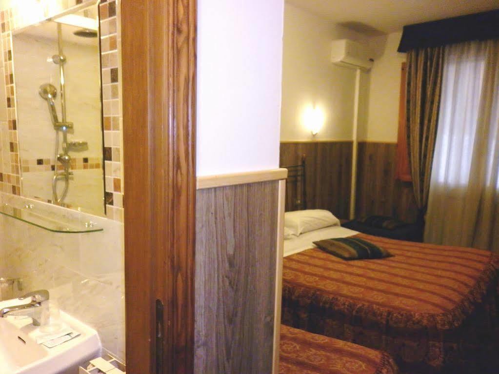 Hotel Camilla Guelfa Florence Luaran gambar